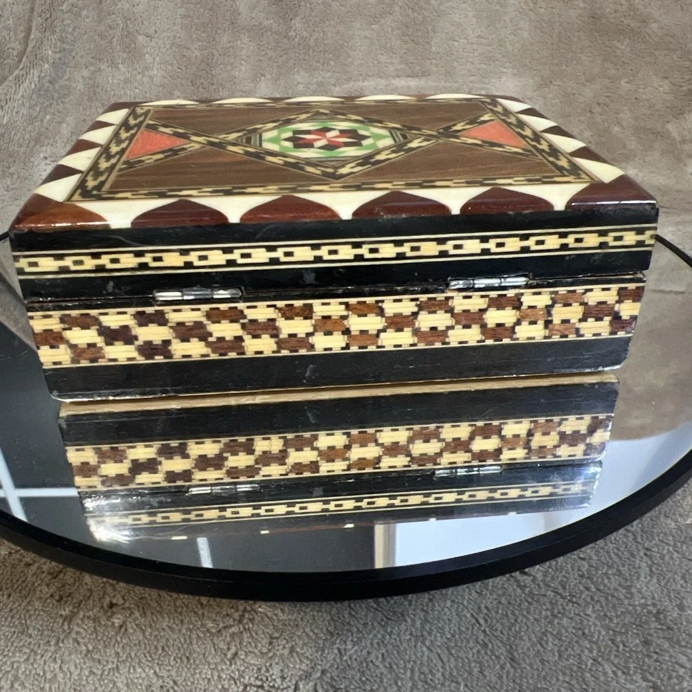 Vintage ARVI Granada Spain Moorish Marquetry‎ Wood Box 4.5